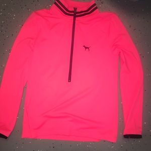 Vs pink ultimate pullover